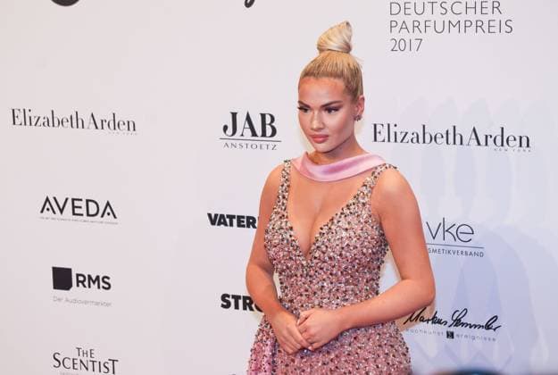 129 Shirin David besucht die Verleihung des Deutschen Parfumpreises Duftstars am 11.05.2017 im Duftwerk in Berlin. Berlin BE Deutschland *** 129 Shirin David attends the award ceremony of the German Perfume Award Duftstars on 11 05 2017 at the Duftwerk in Berlin Berlin BE Germany Copyright: xPOP-EYE PressxPicturexPlusx 10071954_Duftstars2017_030