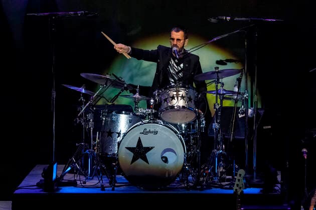 16 RINGO STARR, Musiker, GB, Auftritt, 16.06.2018, Tempodrom, Berlin, Deutschland, ausverkauft < english> RINGO STARR, musician, GB, performs, on June 16, 2018, Tempodron, Berlin, Germany, sold out Berlin Berlin Deutschland, Germany Copyright: xPOP-EYE Pengx 10099019_RStarr_0011