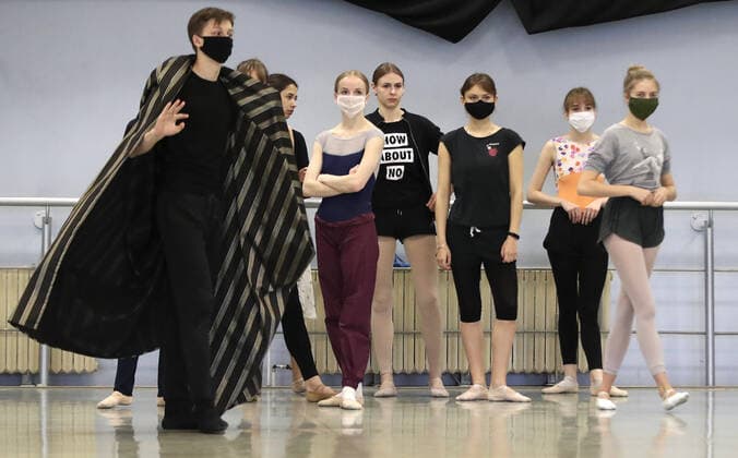 MINSK, BELARUS - MAY 22, 2020: Dancers of the National Academic Bolshoi Opera and Ballet Theater of the Republic of Belarus during a rehearsal of the ballet production of Edvard Grieg s Peer Gynt staged by Sergei Mikel at the small stage of Belarus Bolshoi Opera and Ballet Theater; the ballet is scheduled to premiere on September 8, 2020. Natalia Fedosenko TASS  TS0DA002