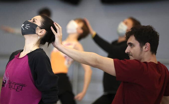 MINSK, BELARUS - MAY 22, 2020: Dancers of the National Academic Bolshoi Opera and Ballet Theater of the Republic of Belarus during a rehearsal of the ballet production of Edvard Grieg s Peer Gynt staged by Sergei Mikel at the small stage of Belarus Bolshoi Opera and Ballet Theater; the ballet is scheduled to premiere on September 8, 2020. Natalia Fedosenko TASS  TS0DA005