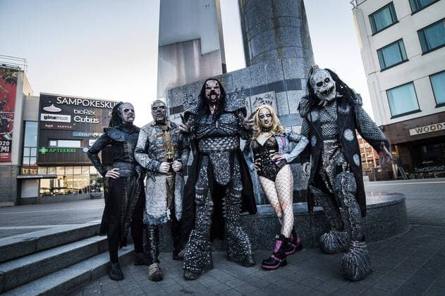 Bilder des Jahres 2020, Entertainment 05 Mai Entertainment Themen der Woche KW21 Finnish hard rock band Lordi posing before 3 hours Lordi Scream Stream - Scarctic Circle Gathering gig in Rovaniemi, at the Arctic Circle in Finland, on Friday May 22, 2020. Lordi is celebrating the 14th anniversary of the Eurovision Song Contest victory this week and is offering something special for their audience during these hard Corona times. Rovaniemi Finland  Copyright: xJounixPorsangerx LKFTVX20200522221322PNDT