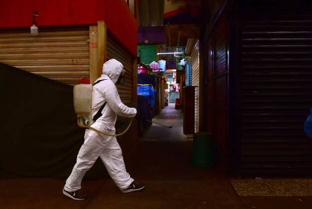 A sanitary team disinfects the Jamaica Market, one of the most important of the city and that will reopen its doors on May 25, in Mexico City, Mexico, 23 May 2020. COVID-19 in Mexico City !ACHTUNG: NUR REDAKTIONELLE NUTZUNG!  Copyright: xJorgexNunezx AME1891 20200524-637258795168083596