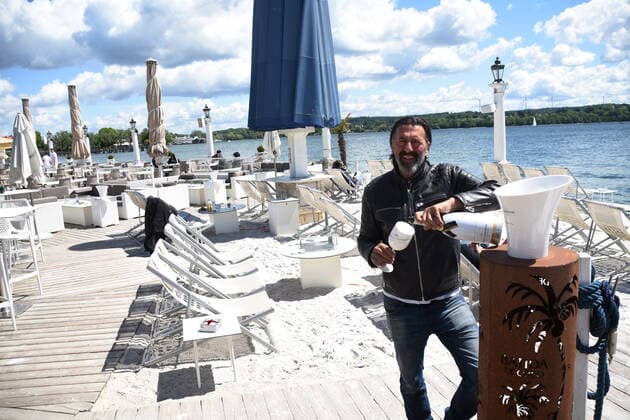 Ugo Crocamo Wirt HÕugos Beach Bar am Undosa Restaurant Starnberg 24.05.20 am Starnbergersee Starnberg