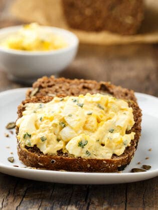 brotzeit,eiersalat *** snack,egg salad vvy-fjn