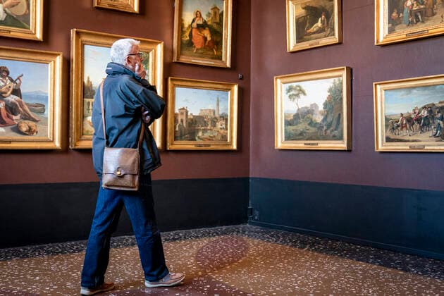 Coronavirus in Dänemark, Thorvaldsens Museum in Kopenhagen öffnet wieder Birger Petersen er taget i Thorvaldsens Museum, som genaabner efter coronanedlukning i Koebenhavn, tirsdag den 26. maj 2020. Birger Petersen glaeder sig over genaabningen og fortaeller, man kan forestille sig at faa tre maaltider om dagen, men den aandelige sult er ikke blevet stillet i mange uger nu .. , Copenhagen Denmark Copyright: RitzauxScanpix NielsxChristianxVilmannx COP103 spdk20200526-111912-L