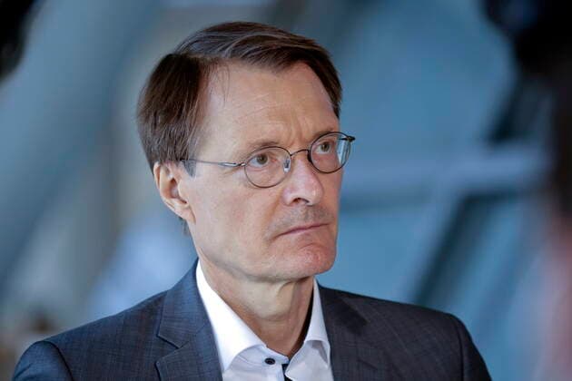 26.05.2020, Berlin, Deutschland - Foto: Karl Lauterbach, SPD-Gesundheitsexperte, bei einem Pressestatement vor Beginn der Fraktionssitzung.