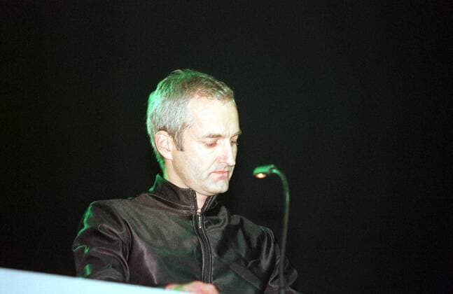 60 Konzert 98: Kraftwerk in Roskilde, elektronische Musik, key, Keyboard, Elektropop, Festival in Dänemark, Open Air, Ralf Hütter und Florian Schneider sind noch aus der Urbesetzung bei der Gruppe, aus Deutschland, wer wer ist wissen wir nicht, *** 60 Concert 98 Kraftwerk in Roskilde, electronic music, key, keyboard, electropop, festival in Denmark, open air, Ralf Hütter and Florian Schneider are still from the original line-up of the group, from Germany, we dont know who is who, Copyright: xPOP-EYE V.O.R.x 00014717_00014717