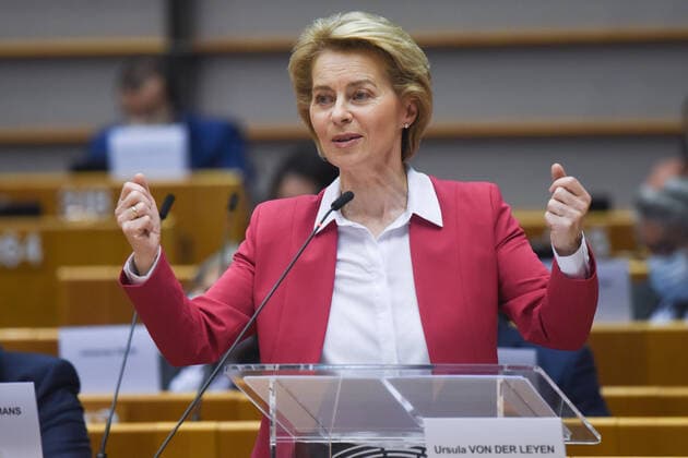 Bilder des Jahres 2020, News 05 Mai News Themen der Woche KW22 News Bilder des Tages (200528) -- BRUSSELS, May 28, 2020 (Xinhua) -- Ursula von der Leyen, president of the European Commission, proposes a major recovery plan during a plenary session of the European Parliament in Brussels, Belgium, May 27, 2020 The European Commission on Wednesday proposed borrowing 750 billion euros (826 billion U.S. dollars) in its name from the financial market to help the world s largest trading bloc recover from a recession owing to the coronavirus pandemic. (European Union Handout via Xinhua) BELGIUM-BRUSSELS-EU-COVID-19-RECOVERY FUND-PROPOSAL 