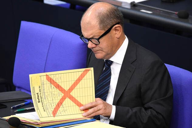 News Bilder des Tages Olaf Scholz bei der 163. Sitzung des Deutschen Bundestages. Berlin, 28.05.2020