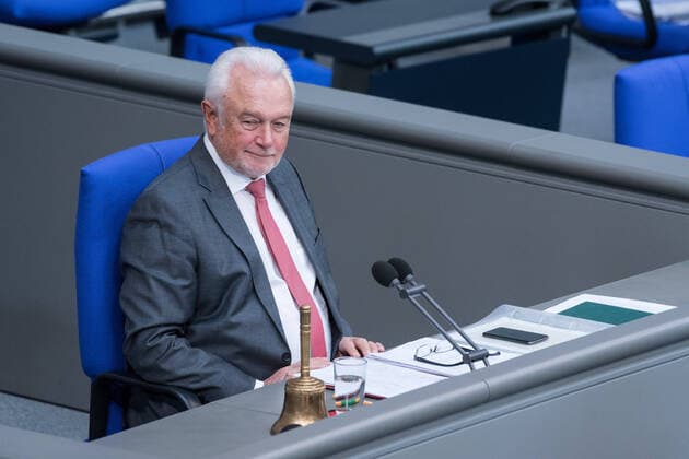Berlin, Plenarsitzung im Bundestag Deutschland, Berlin - 29.05.2020: Im Bild ist Wolfgang Kubicki (fdp) während der Sitzung des deutschen Bundestags zu sehen. Berlin Bundestag Berlin Deutschland