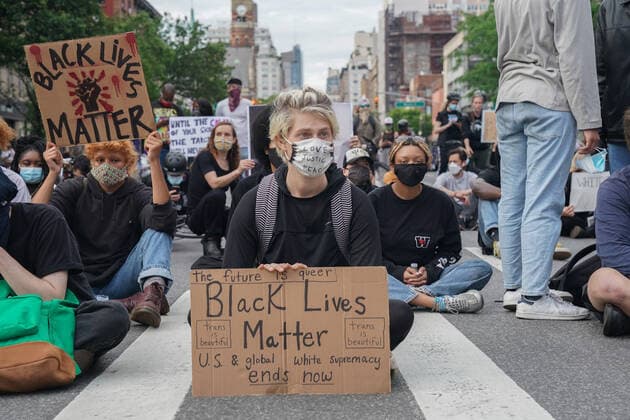 June 2, 2020, New York, NY, USA: Protesters demonstrate over the death of George Floyd by a Minneapolis police officer on June 2, 2020 in New York. New York USA - ZUMAb148 20200602_zap_b148_126 Copyright: xBryanxSmithx