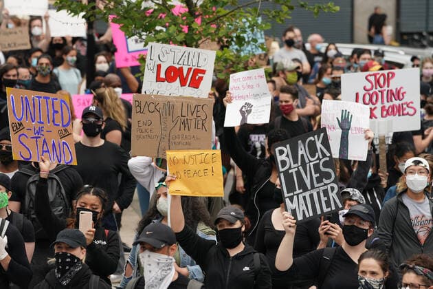 June 2, 2020, New York, NY, USA: Protesters demonstrate over the death of George Floyd by a Minneapolis police officer on June 2, 2020 in New York. New York USA - ZUMAb148 20200602_zap_b148_041 Copyright: xBryanxSmithx