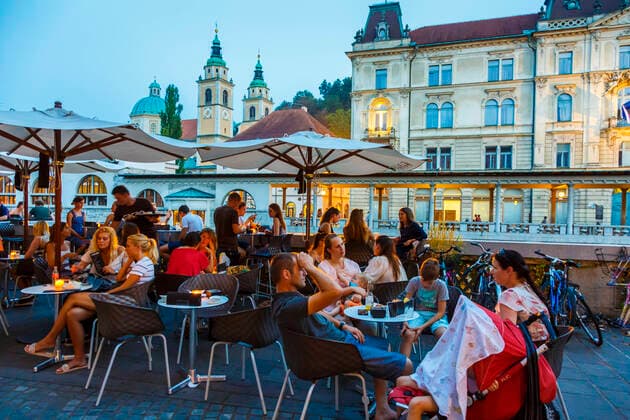 Street atmosphere. Ljubljana, Slovenia, Europe. Ljubljana Slovenia Copyright: xMikelxBilbaox xVWPicsx M-19-10-058