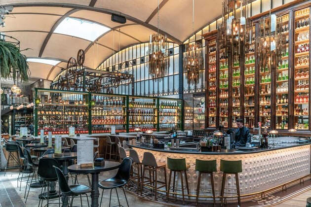 Interior vom El Nacional Restaurant in Barcelona, Catalonia Interior vom El Nacional Restaurant in Barcelona, Catalonia Interior of the El Nacional restaurant in Barcelona, Catalonia