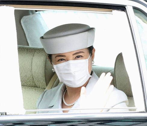 Empress Masako Japan s Empress Masako enters the Imperial Palace in Tokyo on June 16, 2020, to attend a ceremony marking the 20th anniversary of the death of the former Empress Kojun, wife of Emperor Showa. 