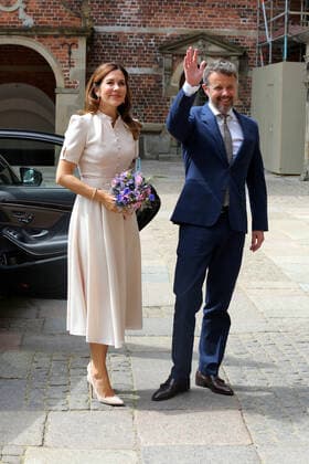 16-06-2020 Denmark Queen Margrethe and Princess Mary and Prince Frederik attending the opening of the exhibition The Queen s Faces The Knight’s Hall and the portrait revelation at the National History museum at Frederiksborg palace in Hillerod, Denmark. The exhibition presents a multifaceted portrait of HM Queen Margrethe and her time. It provides an introduction to the Queen’s upbringing, her various roles as ruler and head of state, and the Queen’s personal interests, particularly in the fields of art and science.  Copyright: xxPPE Hildebrandtx