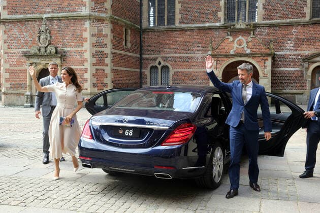 16-06-2020 Denmark Queen Margrethe and Princess Mary and Prince Frederik attending the opening of the exhibition The Queen s Faces The Knight’s Hall and the portrait revelation at the National History museum at Frederiksborg palace in Hillerod, Denmark. The exhibition presents a multifaceted portrait of HM Queen Margrethe and her time. It provides an introduction to the Queen’s upbringing, her various roles as ruler and head of state, and the Queen’s personal interests, particularly in the fields of art and science.  Copyright: xxPPE Hildebrandtx
