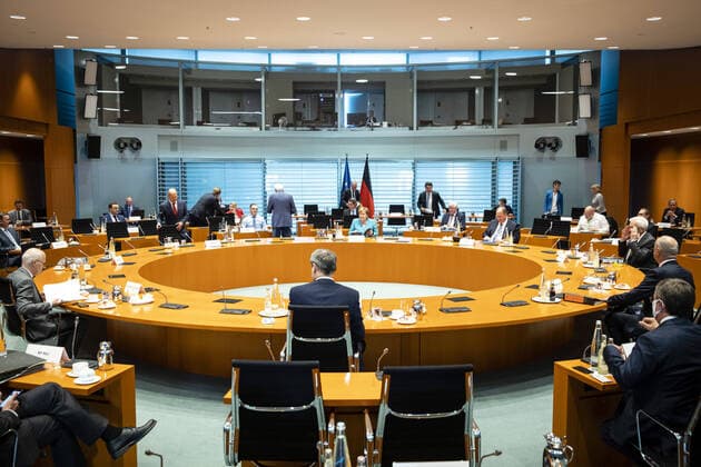 Gespraech von Bundeskanzlerin Angela Merkel, CDU, mit den Regierungschefinnen und Regierungschefs der Laender. Im Bundeskanzleramt. 17.06.2020 Berlin Deutschland