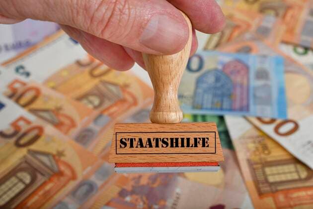 Symbolbild Konjunkturpaket, Stempel mit Aufschrift STAATSTHILFE, Deutschland, Europa Copyright: imageBROKER/MichaelxWeber iblimw05795118.jpg