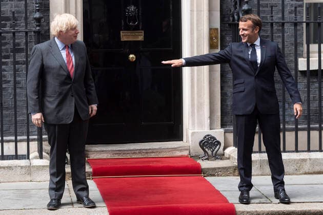 (200618) -- LONDON, June 18, 2020 (Xinhua) -- British Prime Minister Boris Johnson (L) meets with French President Emmanuel Macron at 10 Downing Street in London, Britain, on June 18, 2020. Boris Johnson and Emmanuel Macron held talks Thursday at 10 Downing Street, the first meeting between heads of state in Britain since the COVID-19 pandemic started. (Photo by Ray Tang Xinhua) BRITAIN-LONDON-PM-FRANCE-PRESIDENT-MEETING 