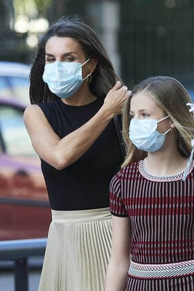 19-06-2020 Madrid Queen Letizia and King Felipe and Princess Leonor and Princess Sofia attend the contemporary flamengo performance at the Canal theater in Madrid. No Spain  Copyright: xPPEx