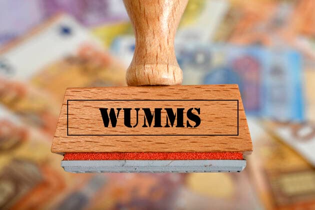 Symbolbild Konjunkturpaket während Corona-Krise, Stempel mit Aufschrift WUMMS, Deutschland Symbolbild Stempel