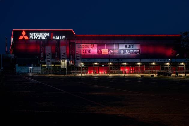 Night of Light; Düsseldorf, 22.06.2020 Düsseldorfer Venues in Rot, Mitsubishi Electric Halle, Night of Light, 22.06.2020 in Düsseldorf Düsseldorf Mitsubishi Electric Halle Düsse Nordrhein-Westfalen Deutschland Copyright: xBEAUTIFULxSPORTS KennyxBeelex