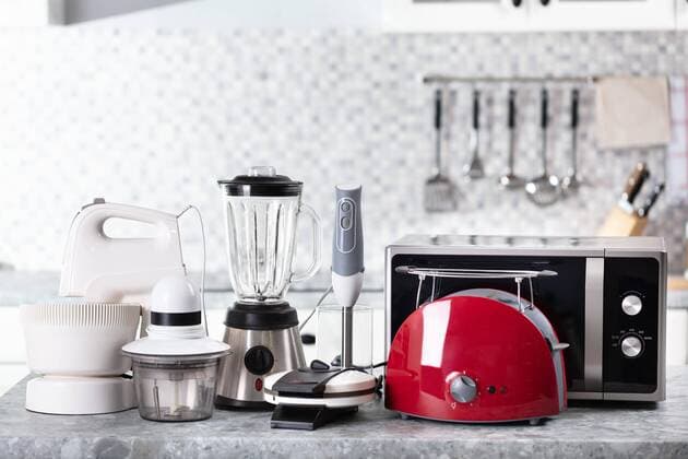  Home Appliance On Kitchen Worktop Copyright: xAndreyPopovx Panthermedia26949470