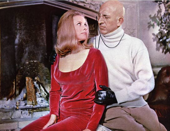 THE SECRET OF MY SUCCESS HONOR BLACKMAN , LIONEL JEFFRIES Date: 1965. Strictly editorial use only in conjunction with the promotion of the film. Credit line mandatory. This image is copyright of the film company and is supplied under the terms of issue as film still. No commercial or book cover use permitted without prior consent from the film company.  Mandatory credit line: Image courtesy Ronald Grant Archive Mary Evans