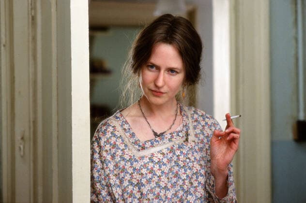 OSCARS. Beste Hauptdarstellerin. Preisträgerinnen 2001-2010 THE HOURS NICOLE KIDMAN as Virginia Woolf Date: 2002. Strictly editorial use only in conjunction with the promotion of the film. Credit line mandatory. This image is copyright of the film company and is supplied under the terms of issue as film still. No commercial or book cover use permitted without prior consent from the film company.  Mandatory credit line: Image courtesy PARAMOUNT PICTURES MIRAMAX FILMS SCOTT RUDIN PRODUCTIONS Ronald Grant Archive Mary Evans