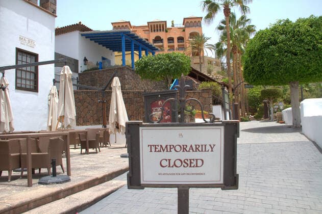 Spain: Canary islands reopen borders and hotels Canary Islands reopens its borders and its hotels begin to resume activity On the second day of the opening decreed by the European Union -with some exceptions, such as the United States or Russia- 15 flights landed yesterday at Tenerife South Airport some hotels continue closed but tourists are coming again Tenerife Spain Copyright: MercedesxMenendez