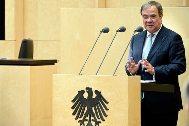 News Bilder des Tages Armin Laschet bei der 992. Sitzung des Bundesrates im Plenarsaal des Preußischen Herrenhauses. Berlin, 03.07.2020