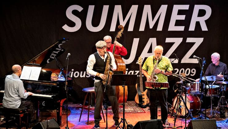 Benjamin Koppel - sax, Jens Soendergaard - sax, Alex Riel - trommer, Bo Stief - bas og Ole Kock Hansen paa scenen i Proevehallen i Valby loerdag den 11. juli 2020 under Sommer Jazz 2020, der afvikles som erstatning for Copenhagen Jazz Festival, der er aflyst paa grund af Coronakrisen Covid-19. , Copenhagen  Copyright: TorbenxChristensen TorbenxChristensenx COP201 spdk20200712-015019-L
