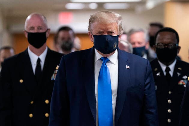 News Themen der Woche KW28 News Bilder des Tages USA, Präsident Trump besucht Walter-Reed-Militärkrankenhaus in Bethesda July 11, 2020, Bethesda, Maryland, USA: United States President Donald J. Trump arrives at Walter Reed National Military Medical Center in Bethesda, Maryland to visit with wounded military members and front line coronavirus healthcare workers on Saturday, July 11, 2020 Bethesda USA - ZUMAs152 20200711_zaa_s152_055 Copyright: xChrisxKleponisx