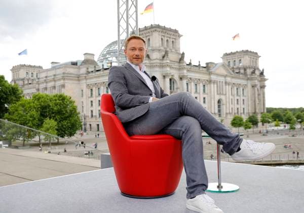 News Themen der Woche KW28 News Bilder des Tages FDP-Chef Christian Lindner, Deutschland, Berlin, ARD-Sommerinterview im Bericht aus Berlin