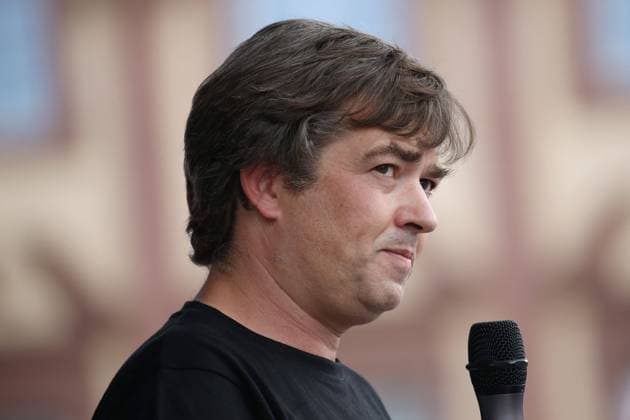 Michael Ballweg Bürgermeisterkandidat für Stuttgart 2020, Michael Ballweg, Initiatior von Querdenken-711 , während einer Querdenken-Demonstration gegen den Abbau der Grundrechte, Mannheim; 18 07 2020 - *** Michael Ballweg, Mayor candidate for Stuttgart 2020, Michael Ballweg, initiator of Querdenken 711 , during a Querdenken demonstration against the dismantling of basic rights, Mannheim 18 07 2020 