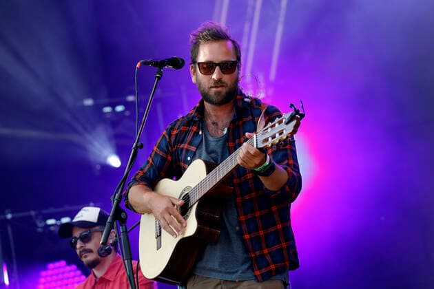 JPson live im Kulturgarten in der Bonner Rheinaue. Das Bonn Live Kulturgarten Open Air Festival 2020 ist Europas erstes Open Air Musik Festival unter Corona-Auflagen wegen der Covid-19 Pandemie. Bonn, 21.07.2020