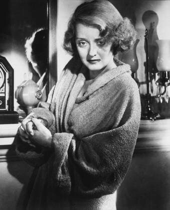 OSCARS. Beste Hauptdarstellerin. Preisträgerinnen 1931-1940 Bette Davis, on-set of the Film Dangerous , 1935  Copyright: xJTxVintagex jtv007117