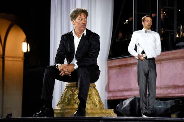 Bilder des Jahres 2020, Entertainment 07 Juli Tobias Moretti bei der Fotoprobe zum Theaterstück Jedermann - Das Spiel vom Sterben des reichen Mannes bei den Salzburger Festspielen 2020 auf dem Domplatz. Salzburg, 29.07.2020 *** Tobias Moretti at the photo rehearsal for the play Jedermann Das Spiel vom Sterben des reichen Mannes at the Salzburg Festival 2020 at the Domplatz Salzburg, 29 07 2020 Foto:xS.xAdamx xFuturexImage