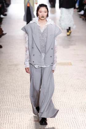 A model walking the runway during the Nina Ricci Fall 2020 runway show in Paris - Fall 2020 Runway, Paris France  Copyright: xSHOWbitx h_207626107