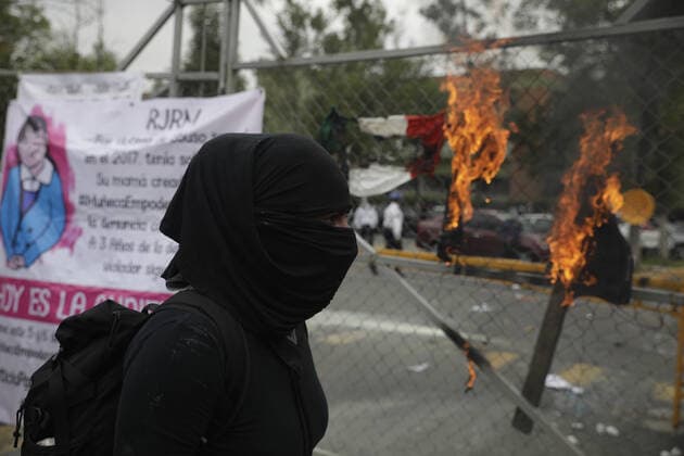 Women take part in a protest named Girls do not touch each other , outside of the Men s Preventive Prison, during the second hearing against the alleged perpetrator of the rape of a girl named Judith , which occurred in 2017 when she was 7 years old. Where: Mexico City, Mexico When: 06 Aug 2020 Credit: Eyepix Cover Images **EDITORIAL USE ONLY** Copyright: xMarianaxBaex 40765221 EDITORIAL USE ONLY. NOT FOR USE BY NEWSPAPERS BASED IN THE UK.