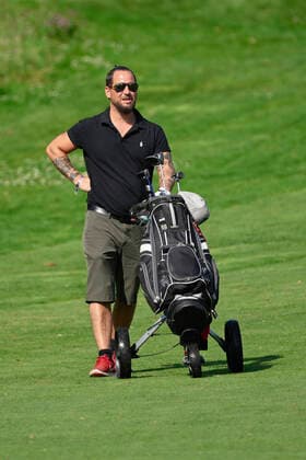 Sänger Marc A. Trauffer, beim Golf, Schweiz, 11.08.2020