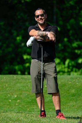 Sänger Marc A. Trauffer, beim Golf, Schweiz, 11.08.2020