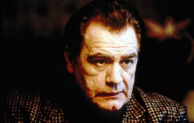 THE BOXER UNIVERSAL PICTURES BRIAN COX Date: 1997. Strictly editorial use only in conjunction with the promotion of the film. Credit line mandatory. This image is copyright of the film company and is supplied under the terms of issue as film still. No commercial or book cover use permitted without prior consent from the film company.  Mandatory credit line: Image courtesy Ronald Grant Archive Mary Evans