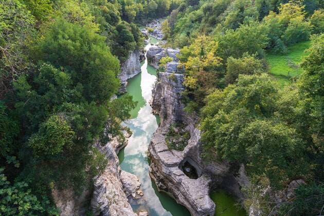 Giant s kettle, Marmitta dei giganti, Metauro river, Fossombrone, Marche, Italy, Europe ÂMauroFlamini REDA&CO 1028_14_MFL12761