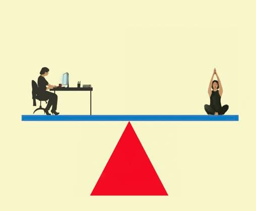 Work-Life-Balance mit Frau auf einer Wippe *** Work Life Balance with woman on a seesaw  Copyright: xGaryxWatersx 11592159