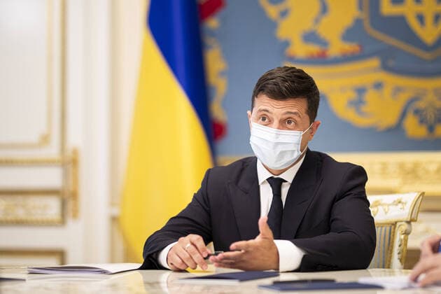 Wolodymyr Selenskyj, Praesident der Ukraine, aufgenommen mit Mundschutz in Kiew, 24.08.2020. Kiew Ukraine