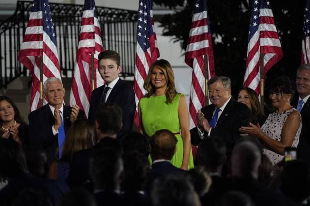 August 27, 2020, Washington, District of Columbia, USA: United States President Donald J. Trump and first lady Melania Trump on the stage after he formally accepted the 2020 Republican presidential nomination during his Republican National Convention address from the South Lawn of the White House in Washington, DC on Thursday, August 27, 2020. From left to right: Karen Pence, US Vice President Mike Pence, Barron Trump, First lady Melania Trump, Viktor Knavs, and Amalija Knavs Washington USA - ZUMAs152 20200827_zaa_s152_141 Copyright: xErinxScottx-xPoolxViaxCnpx
