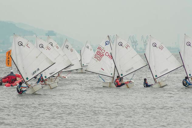 IMAGO Creative: Klub-Sport The sailing club is training.  662872625324883972