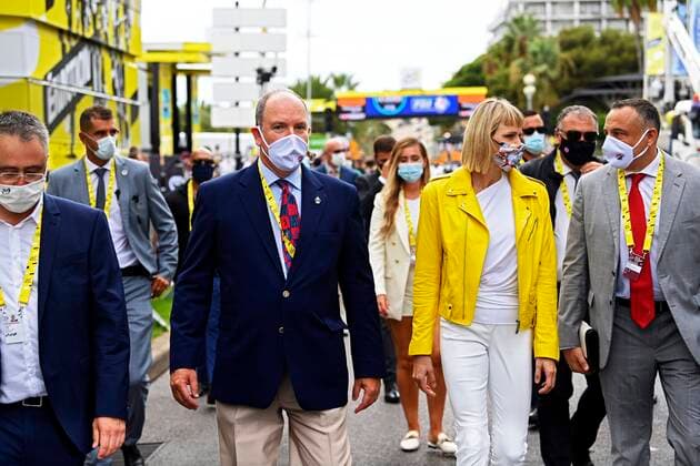 Bilder des Jahres 2020, Entertainment 08 August Entertainment Themen der Woche KW35 Entertainment Bilder des Tages NICE, FRANCE - AUGUST 29 : Albert II, Prince of Monaco and Charlene, Princess of Monaco during the 7th edition of the 2020 La Course by Le Tour women cycling race, a race of 96 kms with start in Nice Moyen Pays and finish in Nice on August 29, 2020 in Nice, France, 29 08 2020 ( Motordriver Marnik Vansevenant - Photo by Vincent Kalut Photo News CYCLISME : Depart Tour de France - etape 1 - 29 08 2020 PHOTONEWS PANORAMIC  PHOTONEWS PANORAMIC